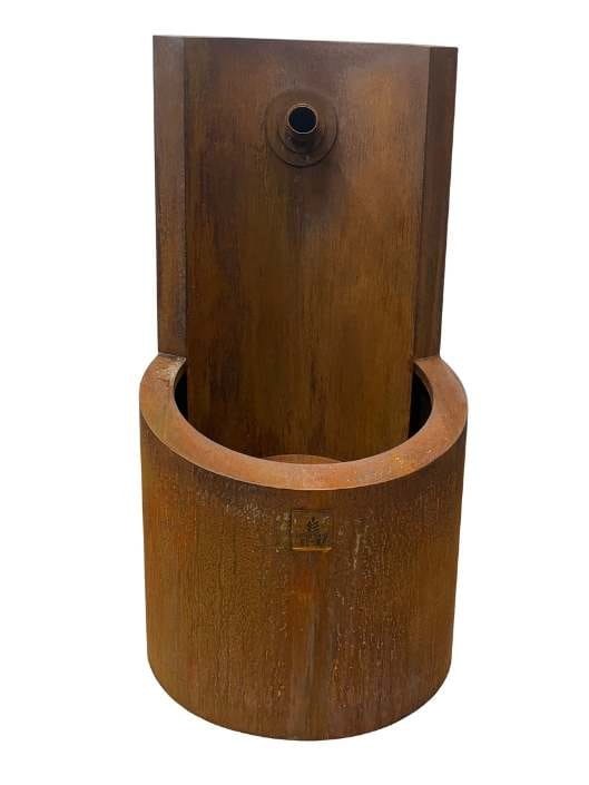 Fontanna LEA 001 (2).jpg Fontanna Lea Hortus Ferri