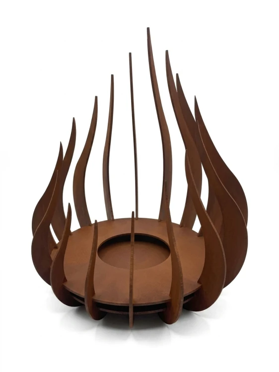 Świecznik Lacrima Ignis - Corten wizualizacja 001 (1).png